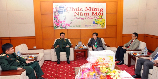 Lãnh đạo các đơn vị thuộc Bộ Quốc phòng chúc Tết CB-NV Tổng công ty Quản lý bay Việt Nam